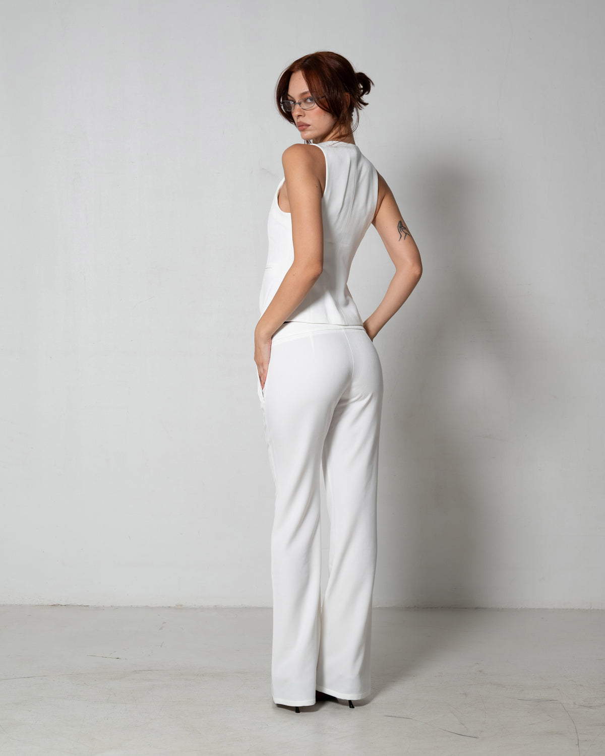 SUIT — The Waistcoat White