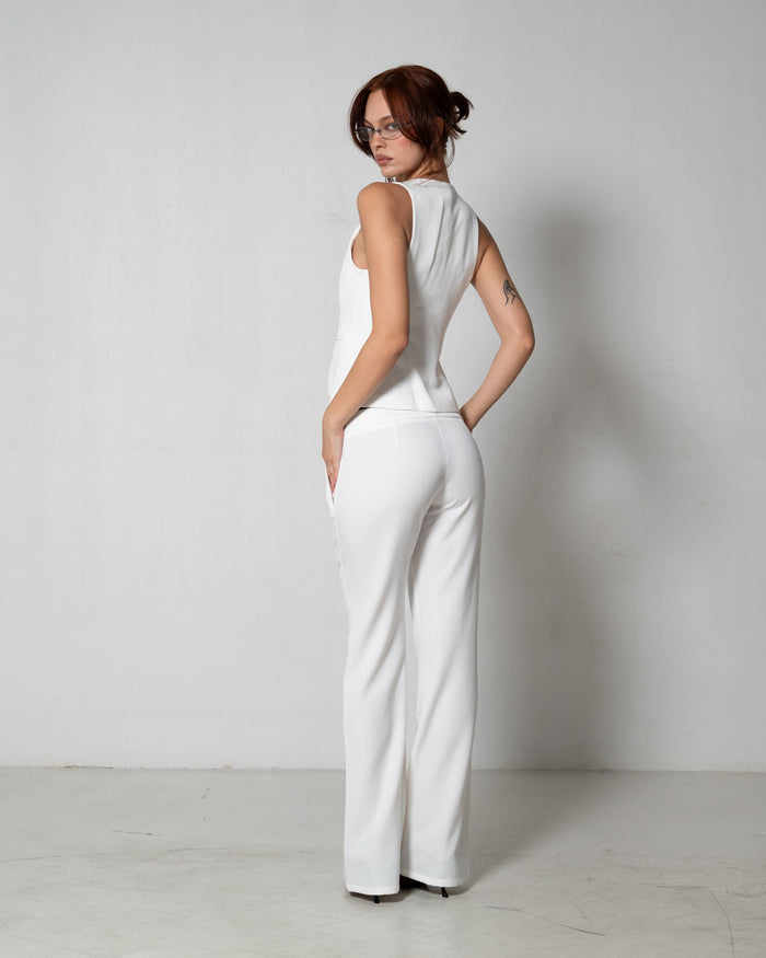 SUIT — The Waistcoat White