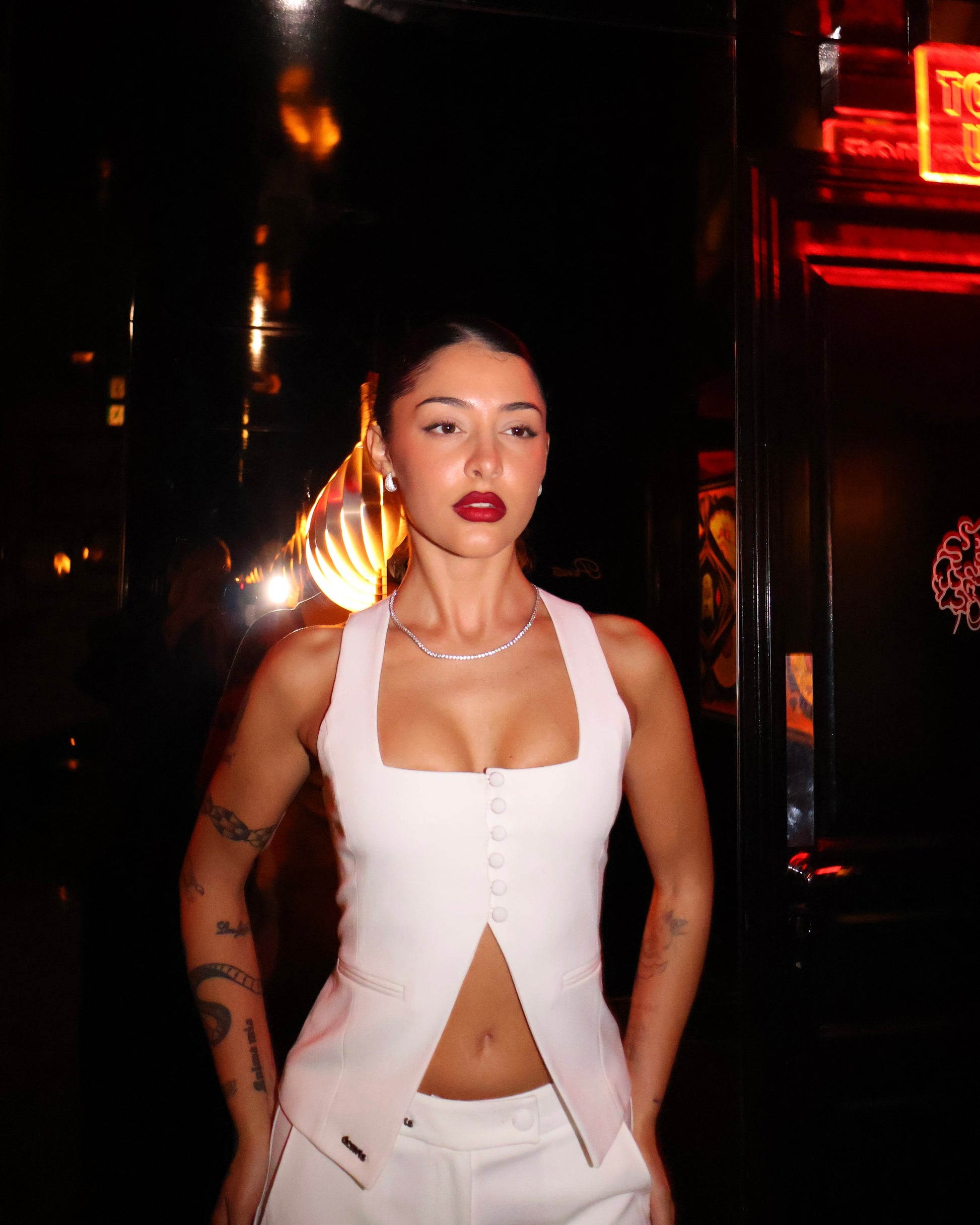 SUIT — The Waistcoat White