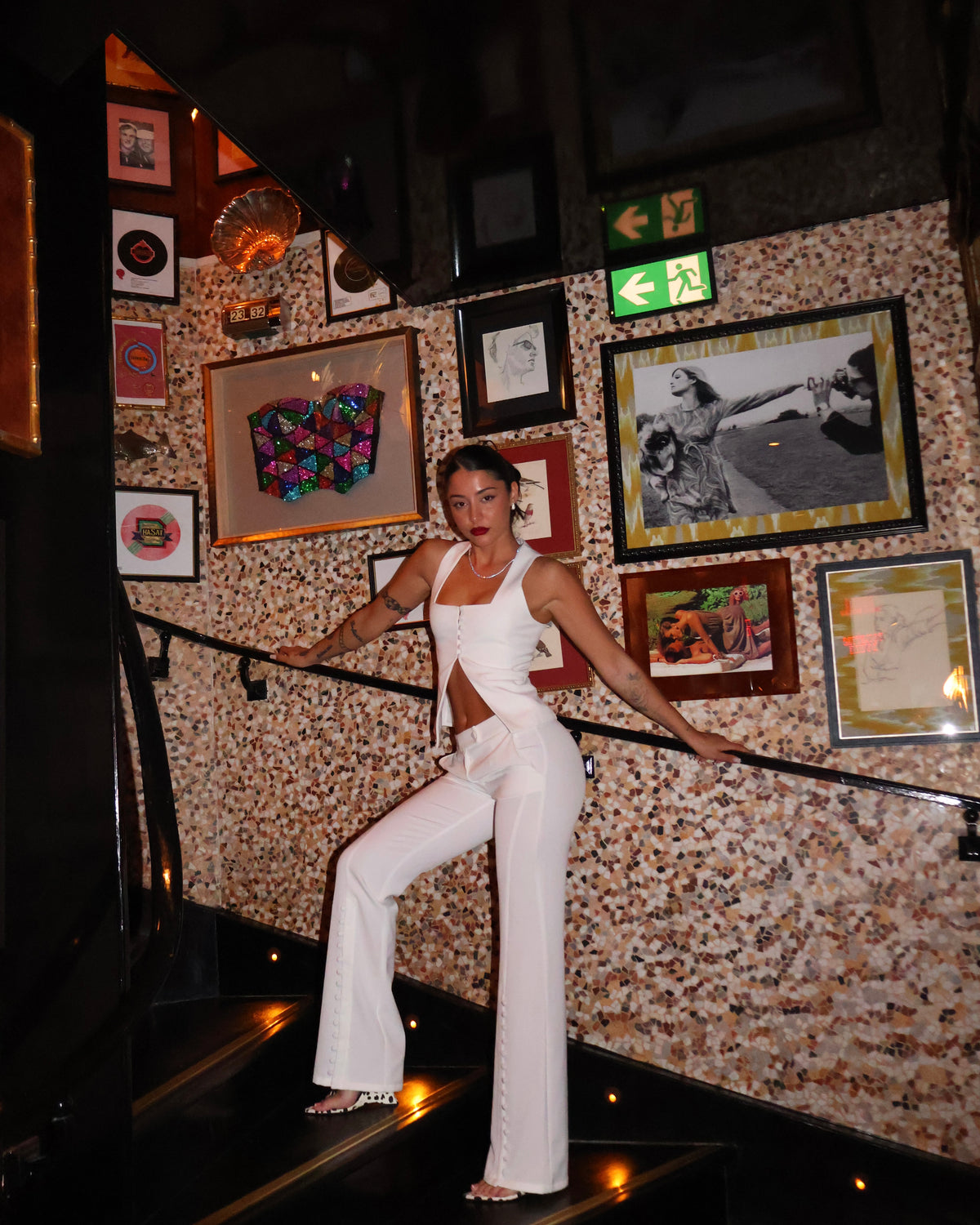 SUIT — The Trousers White