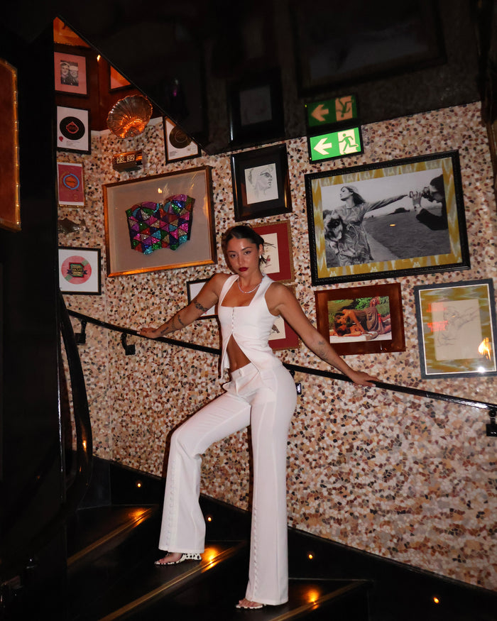 SUIT — The Trousers White