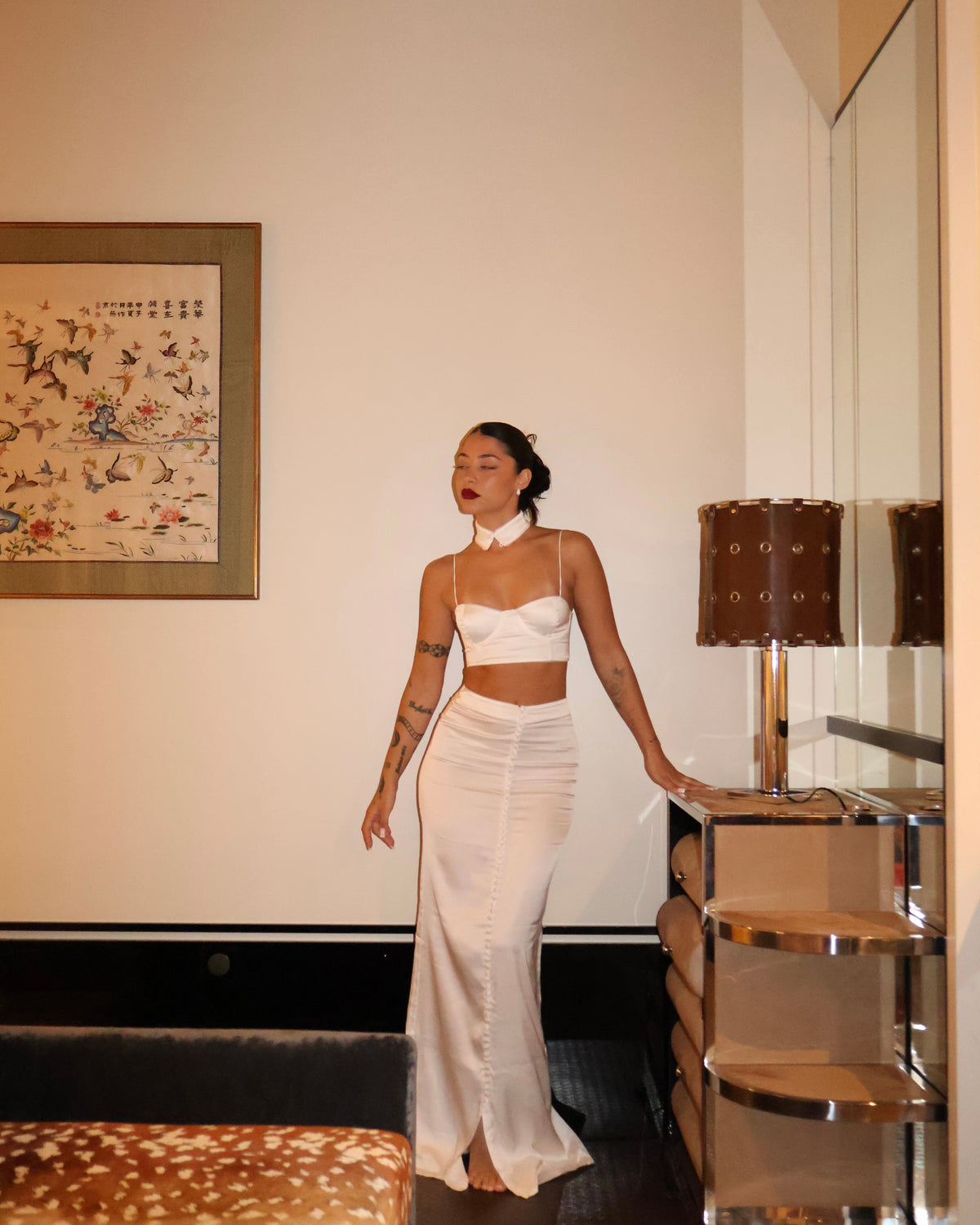 HER — The Set White