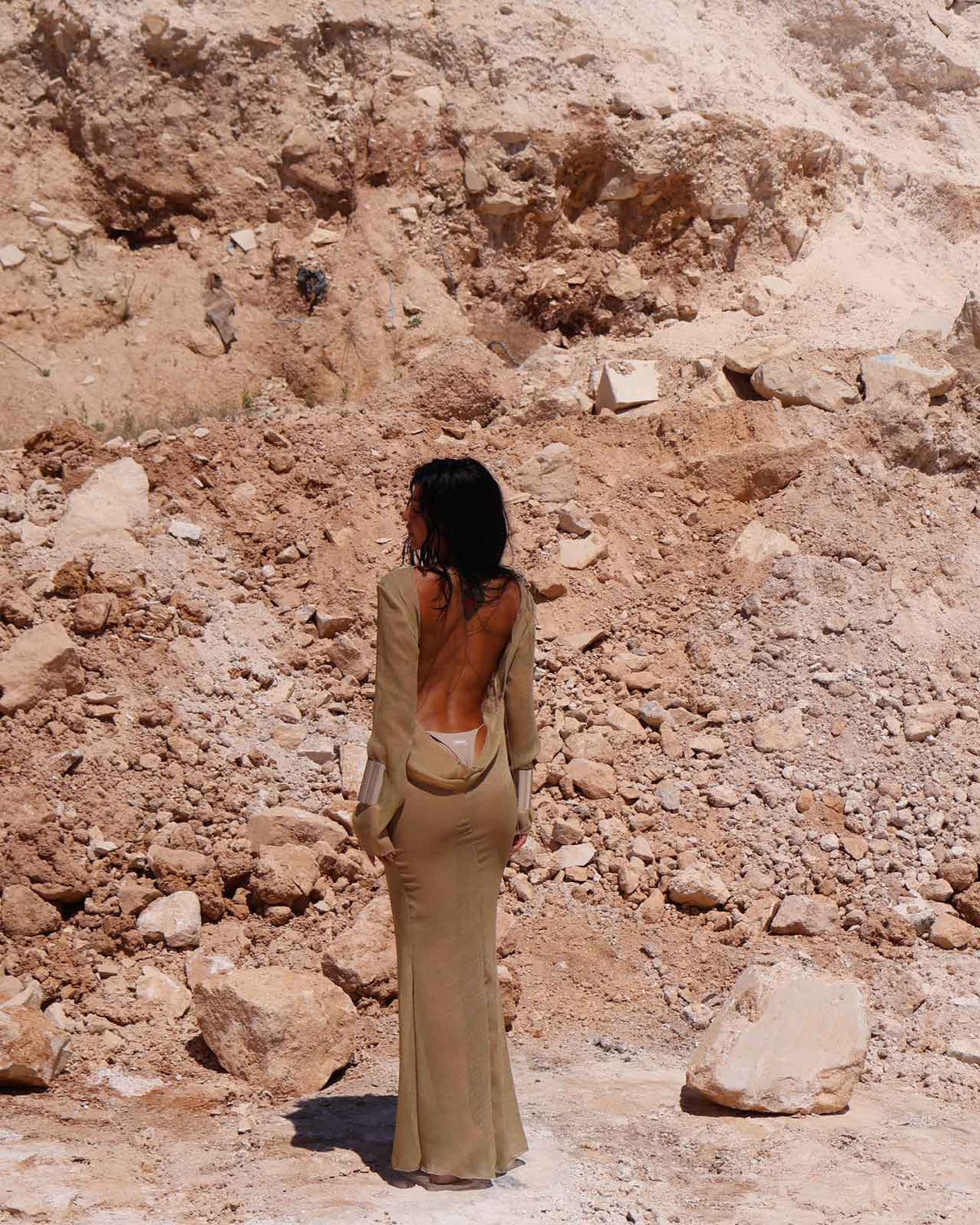 CAVE - NEUTRAL