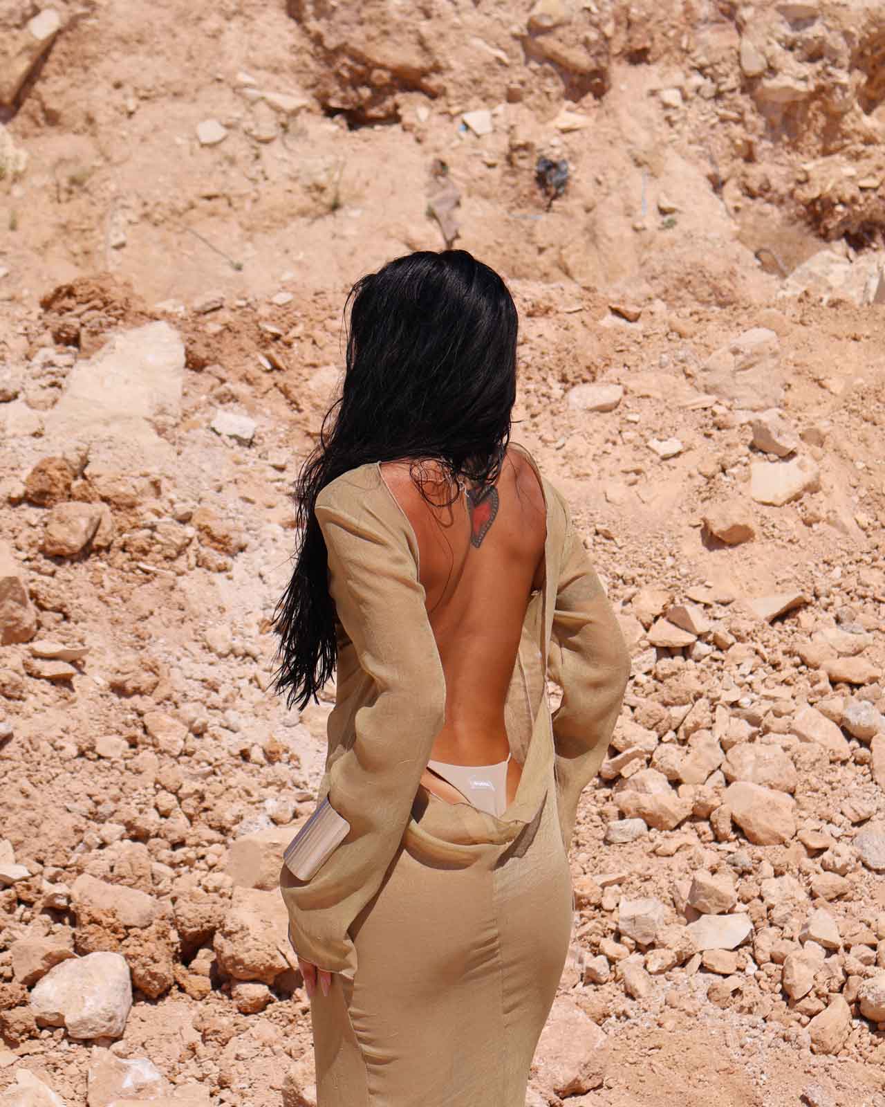 CAVE - NEUTRAL