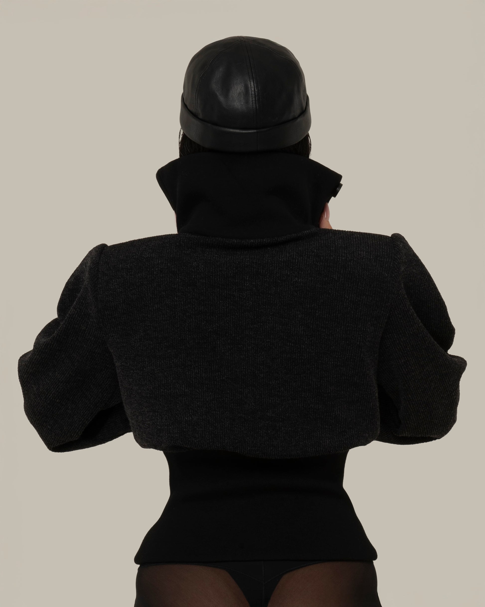 STRUCTURED KNIT BLACK