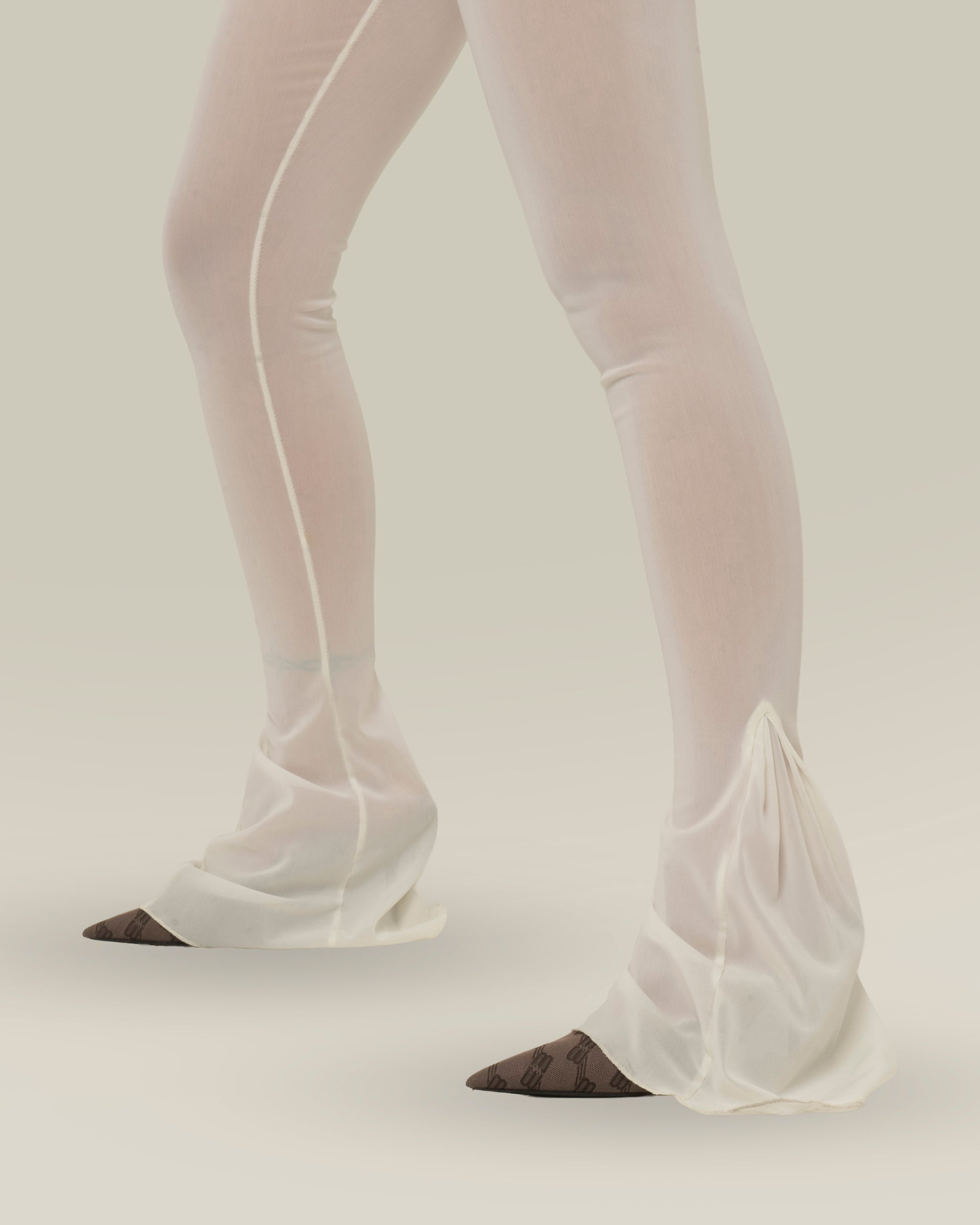 THE PANTACOLLANT WHITE